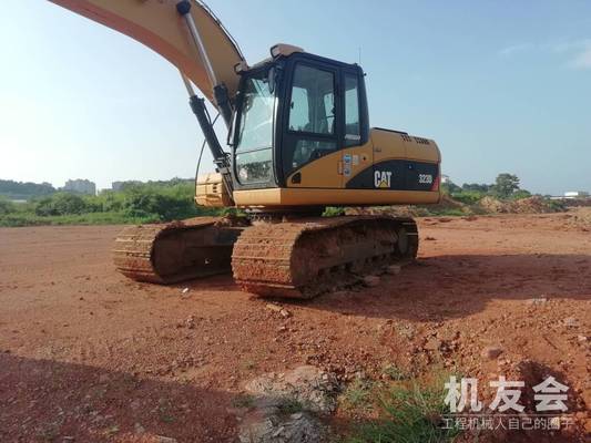 江西吉安市74.5万元出售卡特彼勒中挖320挖掘机