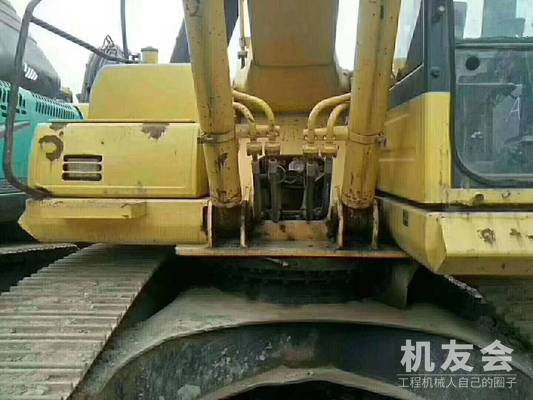 江苏苏州市28万元出售小松中挖PC200挖掘机