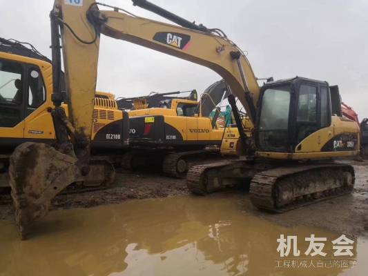 江蘇蘇州市38萬元出售卡特彼勒小挖315挖掘機