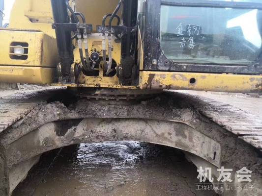 江苏苏州市38万元出售卡特彼勒小挖315挖掘机