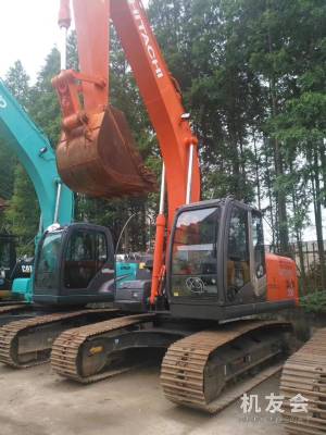 江蘇蘇州市40萬元出售日立中挖ZX200挖掘機