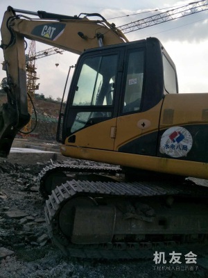 貴州貴陽市出租卡特彼勒中挖320挖掘機