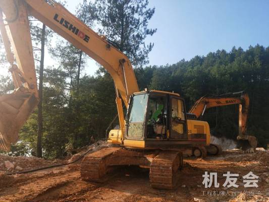 贵州黔东南出租力士德中挖SC210挖掘机
