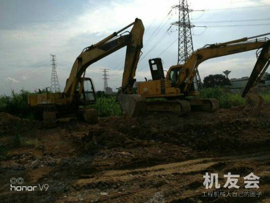 廣東東莞市12萬元出售神鋼中挖SK200挖掘機