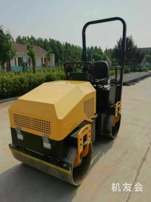 山東濟寧市出租路友液壓式5噸以下LY-2.0T雙鋼輪壓路機