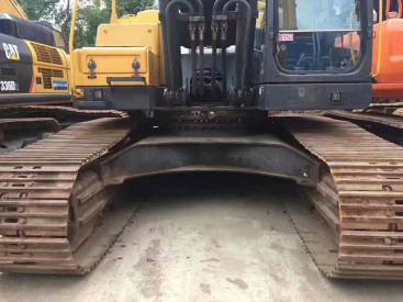 江蘇蘇州市76萬元出售沃爾沃大挖EC360挖掘機