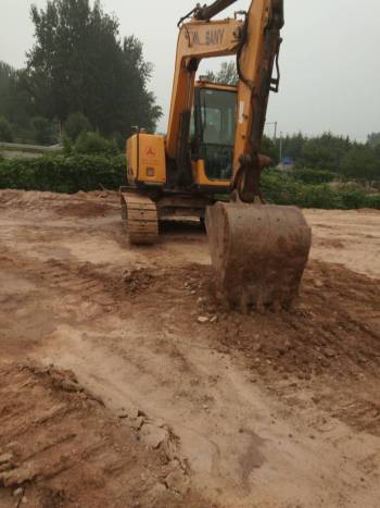 北京14.5万元出售三一重工小挖75-8挖掘机