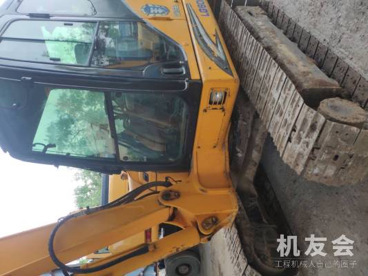 山西太原市12.8萬元出售龍工小挖LG6060挖掘機
