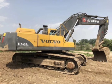 江蘇蘇州市80萬元出售沃爾沃EC460挖掘機