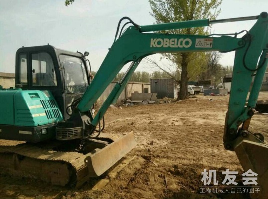 江苏苏州市15万元出售神钢迷你挖SK60挖掘机