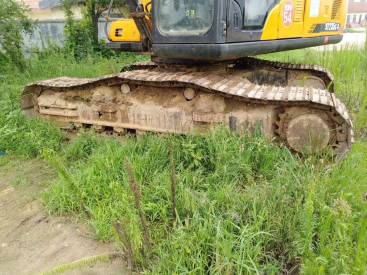 安徽芜湖市25万元出售三一重工大挖SY235挖掘机