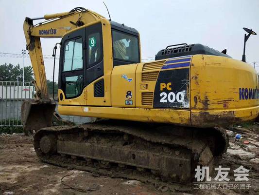 江苏苏州市45万元出售小松中挖PC200挖掘机