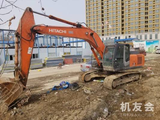 新疆乌鲁木齐市出租日立中挖ZX240挖掘机