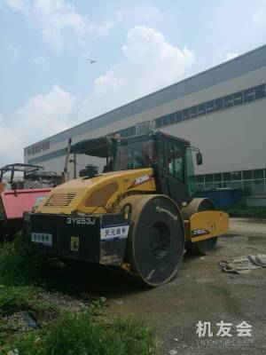 江蘇徐州市19.1萬元出售徐工液壓式22噸以上253J鐵三輪單鋼輪壓路機