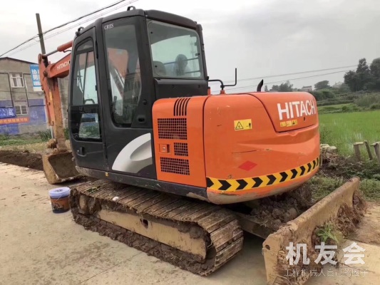 江苏苏州市18万元出售日立迷你挖ZX60挖掘机