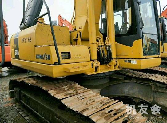 湖北武汉市34万元出售小松中挖PC200挖掘机