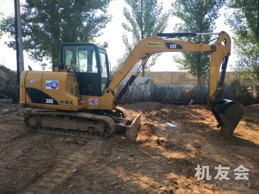 江西吉安市25万元出售卡特彼勒迷你挖306挖掘机