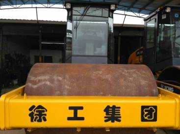 广东肇庆市出租徐工机械式22吨XSM222单钢轮压路机
