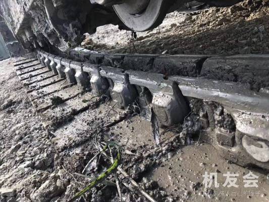 江西上饶市45万元出售日立中挖ZX200挖掘机