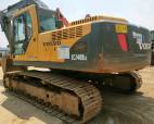 云南普洱市40万元出售沃尔沃中挖EC240挖掘机