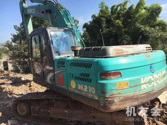 江西吉安市34万元出售神钢中挖SK200挖掘机