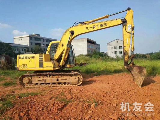 贵州毕节地区25万元出售小松中挖PC200挖掘机