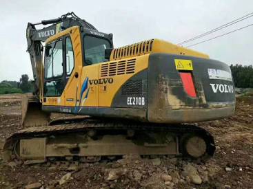 河南開封市37萬元出售沃爾沃中挖EC210挖掘機