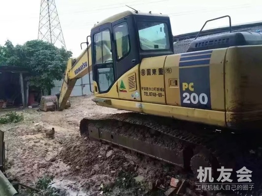 山西吕梁市37万元出售小松中挖PC200挖掘机