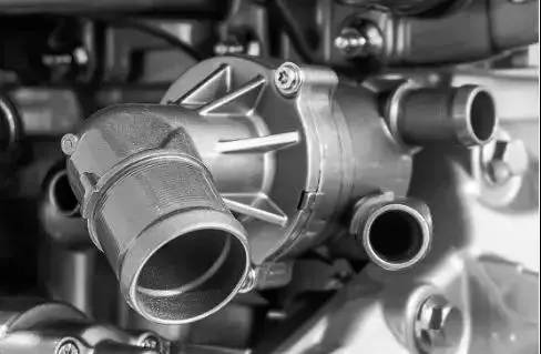 【修机】如何提高柴油发动机的大修质量

 判断发动机是否需要