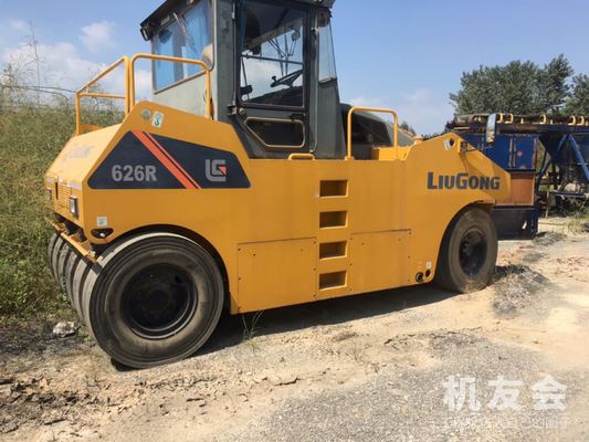 广西玉林市27万元出售柳工胶轮压路机626R双钢轮压路机