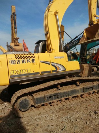 湖南常德市66万元出售神钢SK260挖掘机