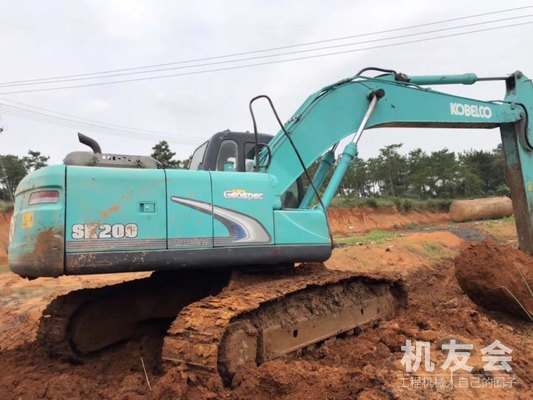 山东青岛市45万元出售神钢SK200挖掘机