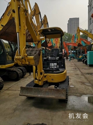 江苏苏州市135000万元出售小松PC20挖掘机