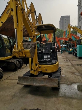 江苏苏州市135000万元出售小松PC20挖掘机