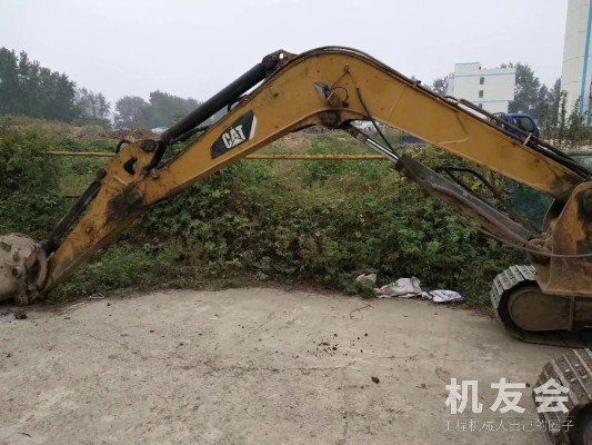 江西抚州市12万元出售卡特彼勒306挖掘机