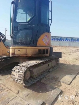 安徽滁州市8万元出售小松PC56挖掘机