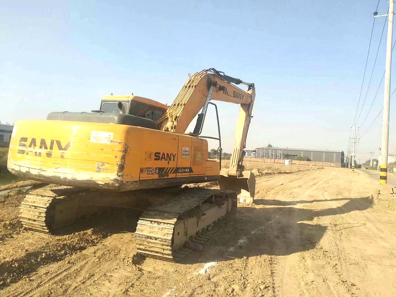 浙江湖州市23万元出售三一重工SY215挖掘机