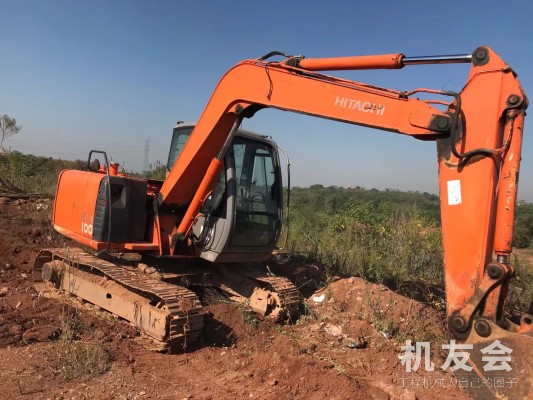 貴州黔東南20萬元出售日立ZX70挖掘機