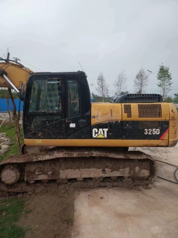 湖南郴州市62万元出售卡特彼勒324挖掘机