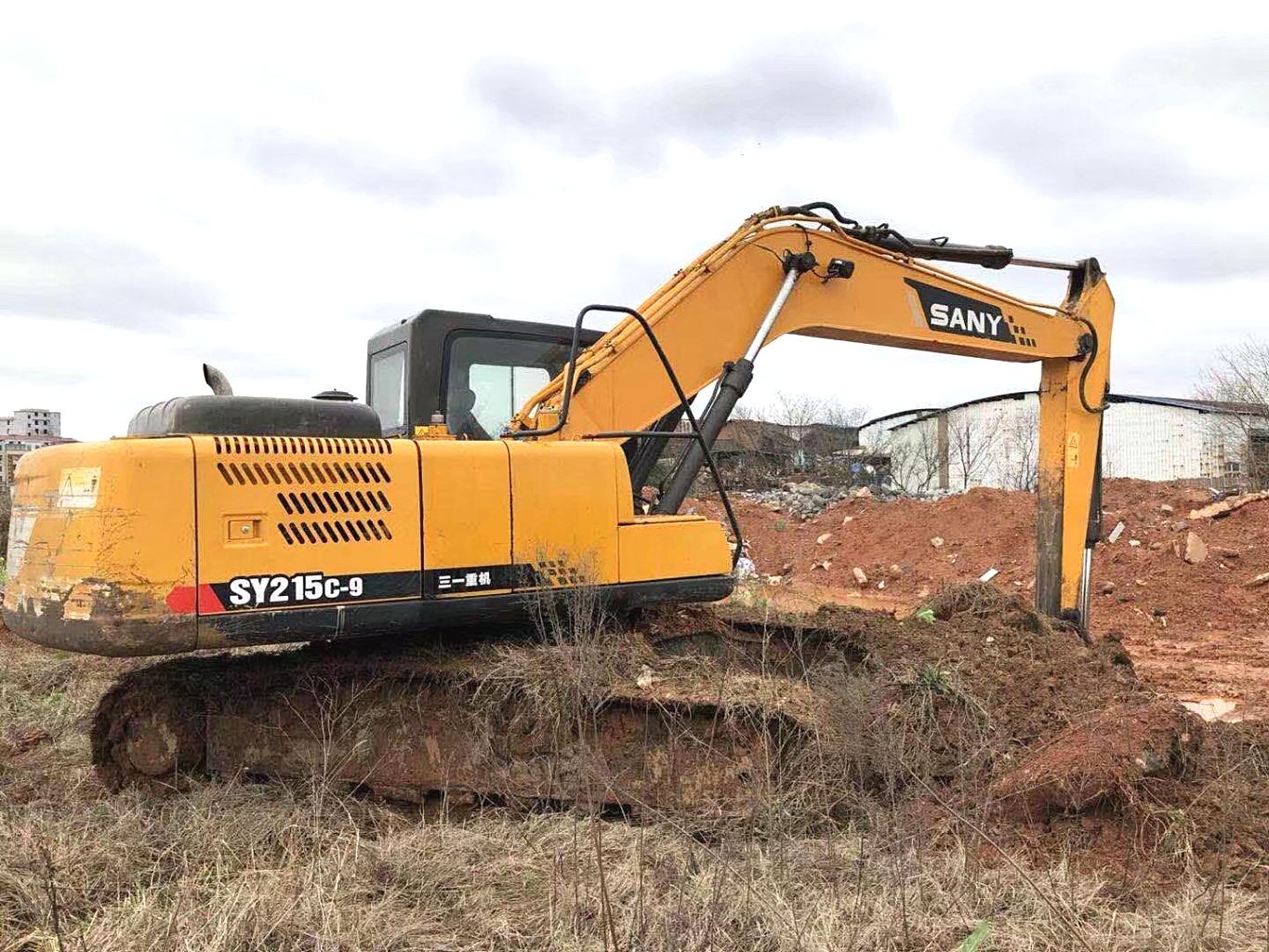安徽池州市25萬元出售三一重工SY215挖掘機