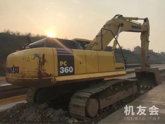 安徽蚌埠市63万元出售小松PC360挖掘机