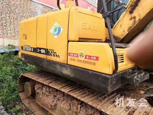 河南平頂山市28萬元出售三一重工SY135挖掘機