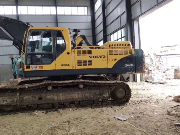 江苏苏州市85万元出售沃尔沃EC460挖掘机