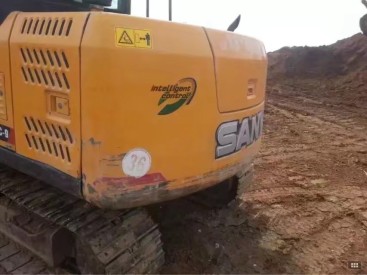 江蘇泰州市17萬元出售三一重工SY75挖掘機