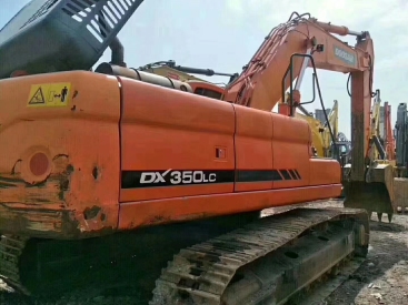 安徽滁州市58万元出售斗山DX340挖掘机