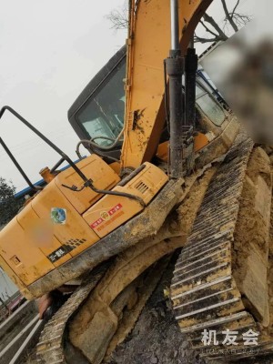 江苏苏州市28万元出售三一重工SY135挖掘机