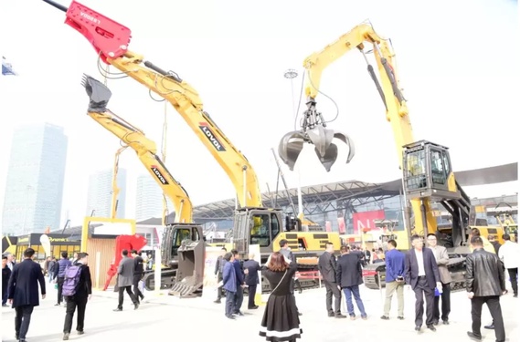 【展讯】雷沃全新挖机闪耀bauma CHINA 2018