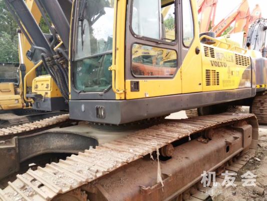 陕西渭南市88万元出售沃尔沃460挖掘机