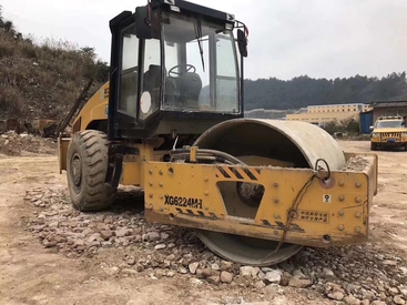 山西临汾市20万元出售厦工XG6224M单钢轮压路机