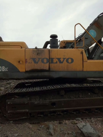 山西晋中市58万元出售沃尔沃EC460挖掘机